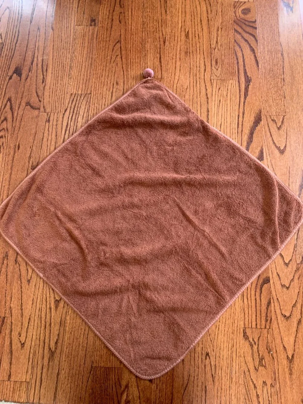 Garbo & Friends Hooded Cotton Towel MSRP $68 | Cinnamon Rust | 28.5